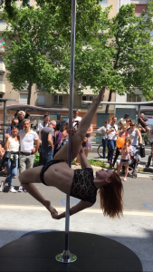 Pole Dance Addict Meylan et Voiron en représentation à Grenoble pour la fête des Tuiles